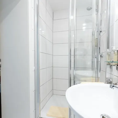 Kurfuerstenhof 3* Bona