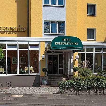 Hotel Kurfürstenhof 3*